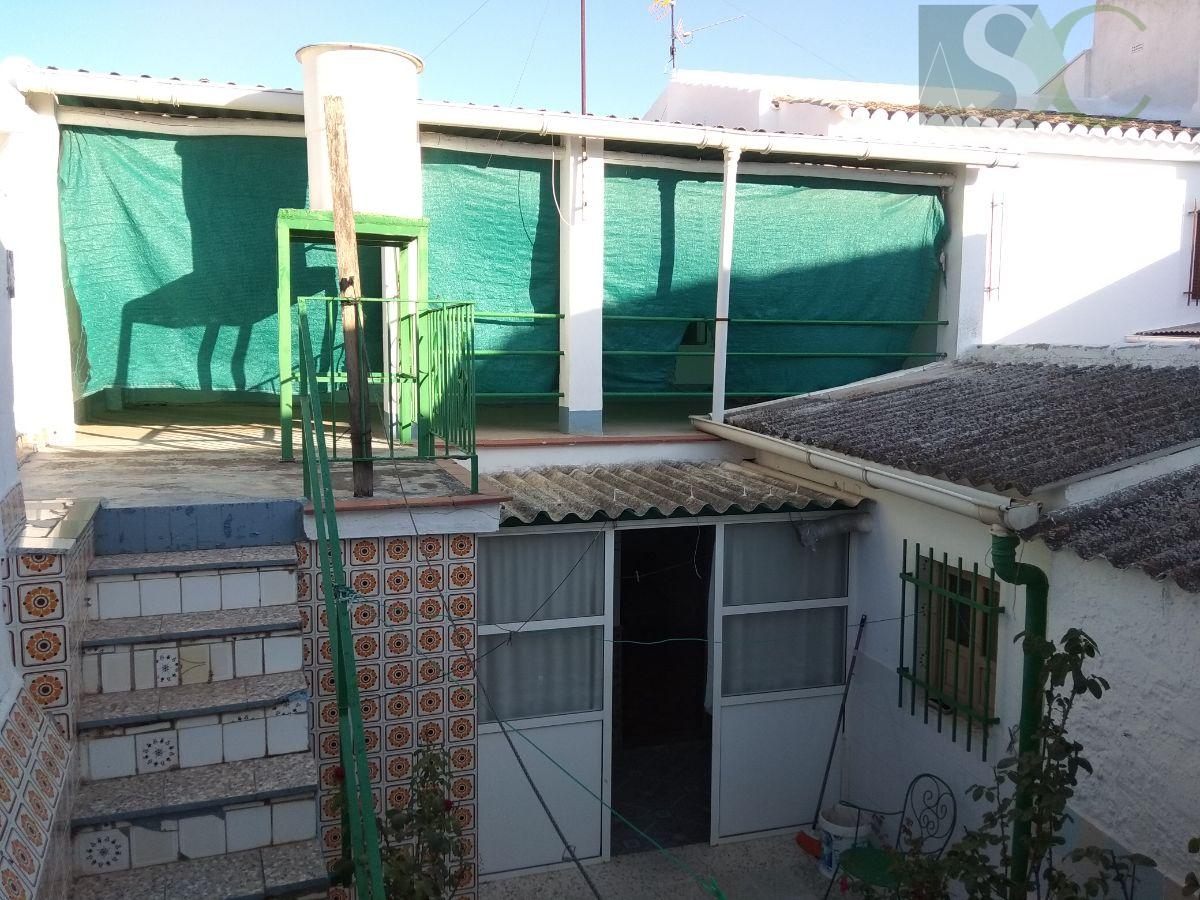 For sale of house in Teba