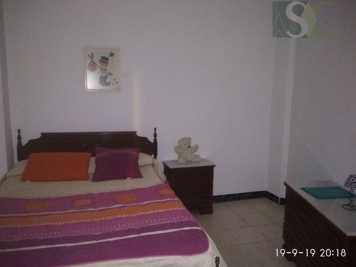 For sale of house in Teba