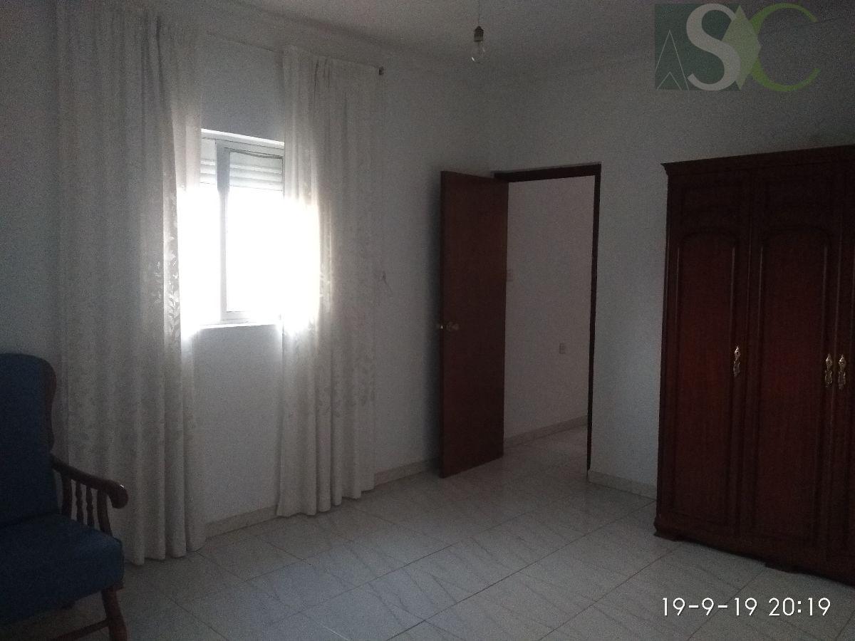 For sale of house in Teba