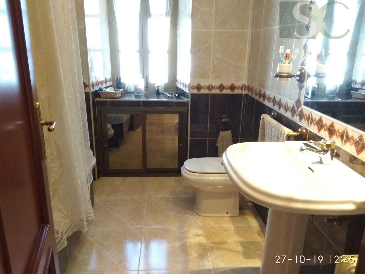 For sale of flat in Teba