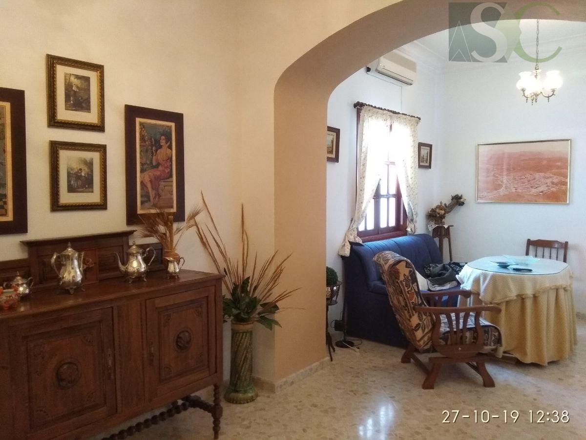 For sale of flat in Teba