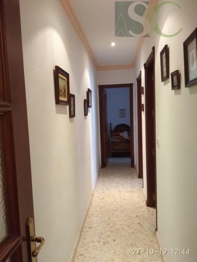 For sale of flat in Teba