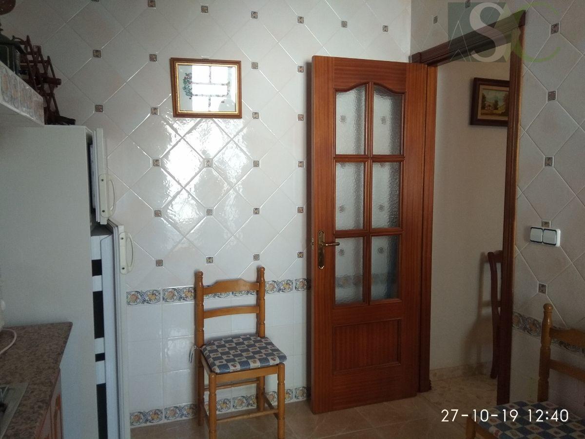 For sale of flat in Teba