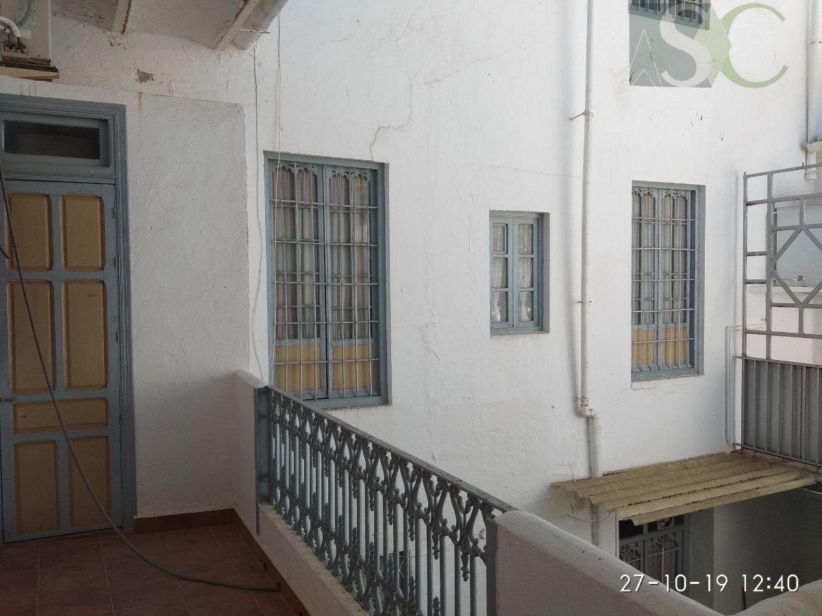 For sale of flat in Teba