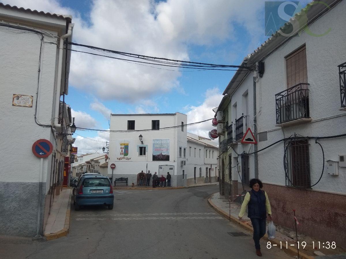 For sale of house in Teba