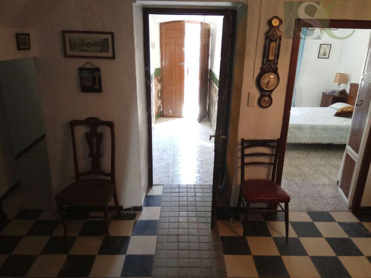 For sale of house in Teba