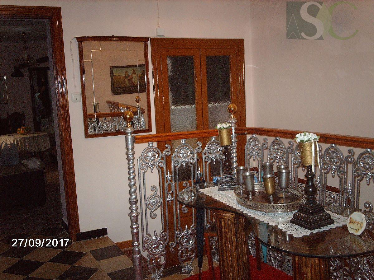 For sale of flat in Teba