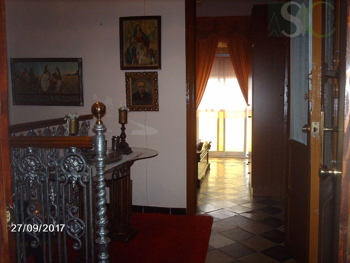 For sale of flat in Teba