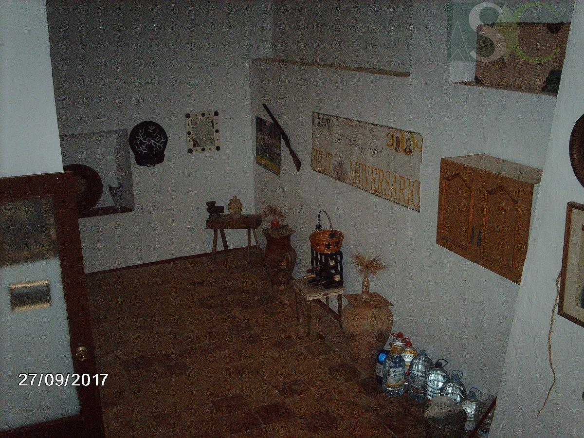 For sale of flat in Teba