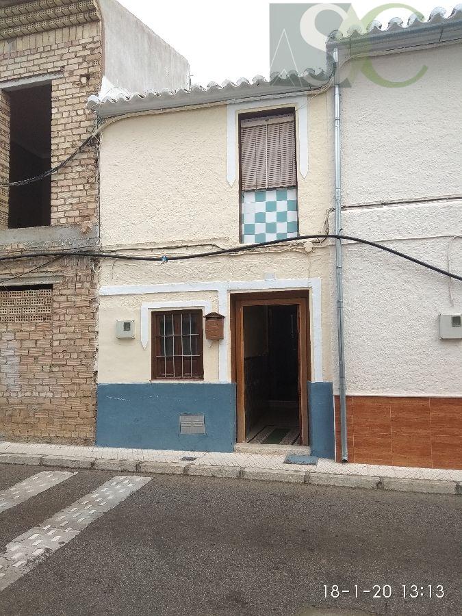 Venta de casa en Teba