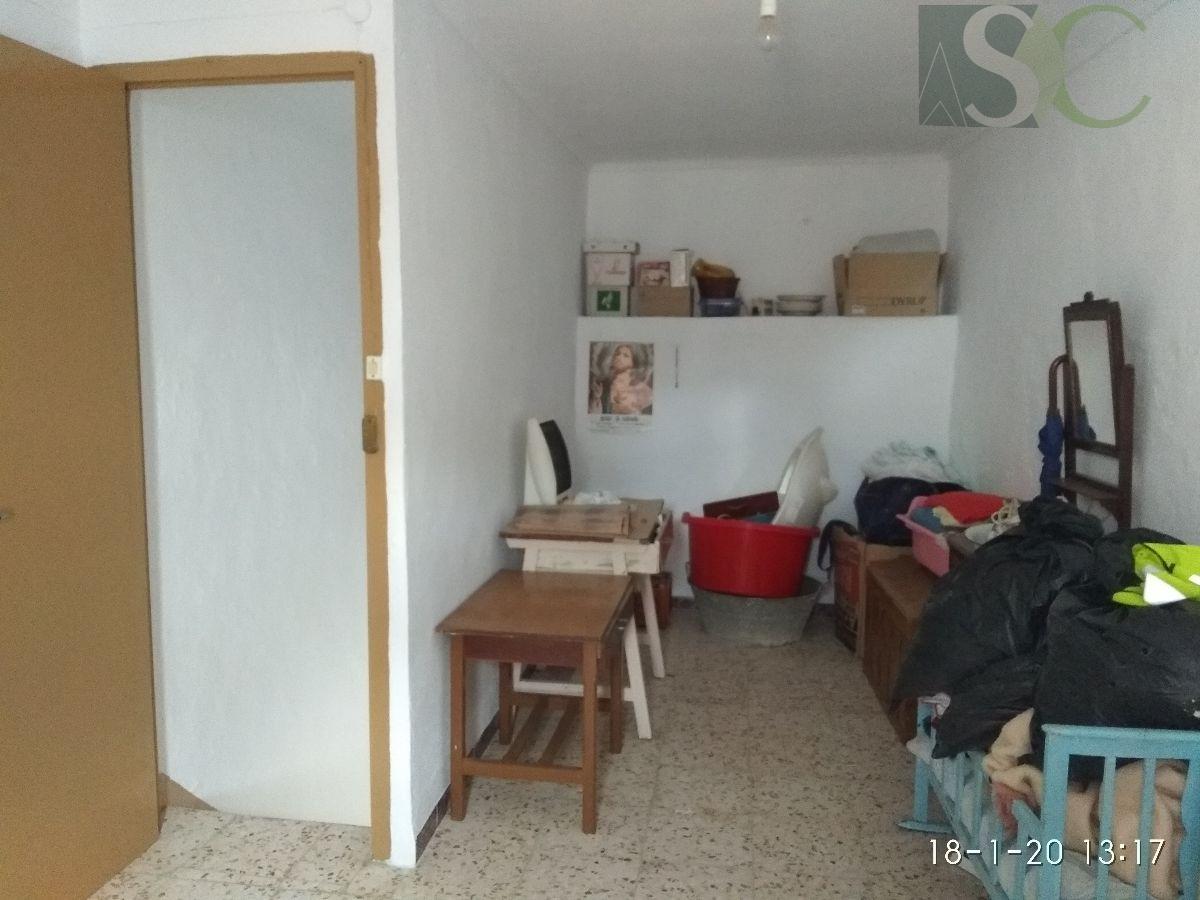 For sale of house in Teba