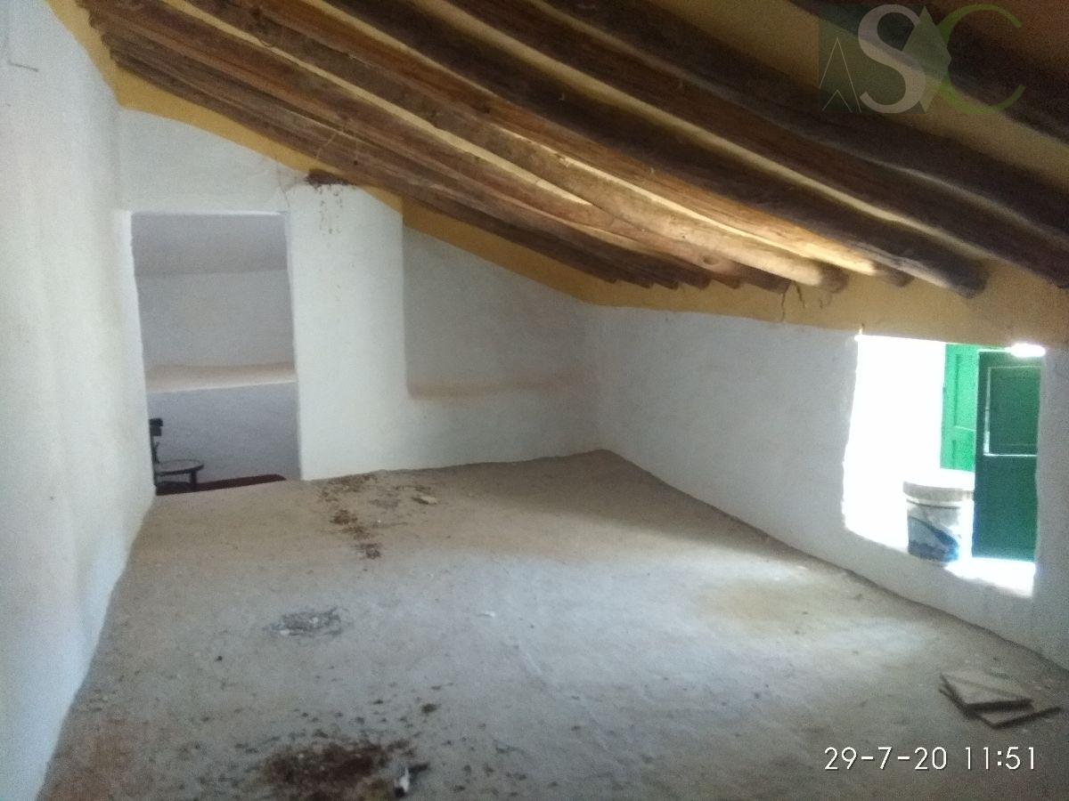 For sale of house in Teba