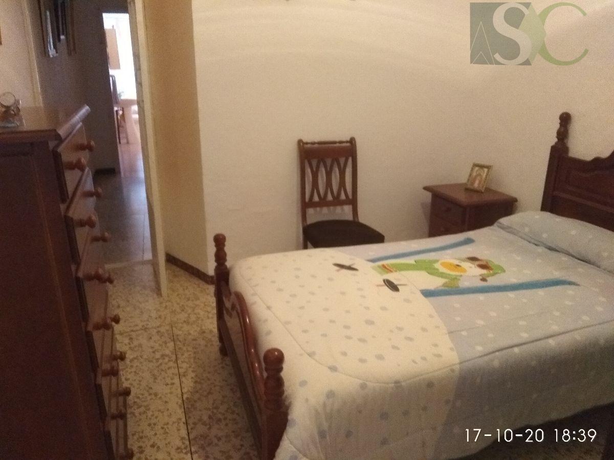 Venta de casa en Teba