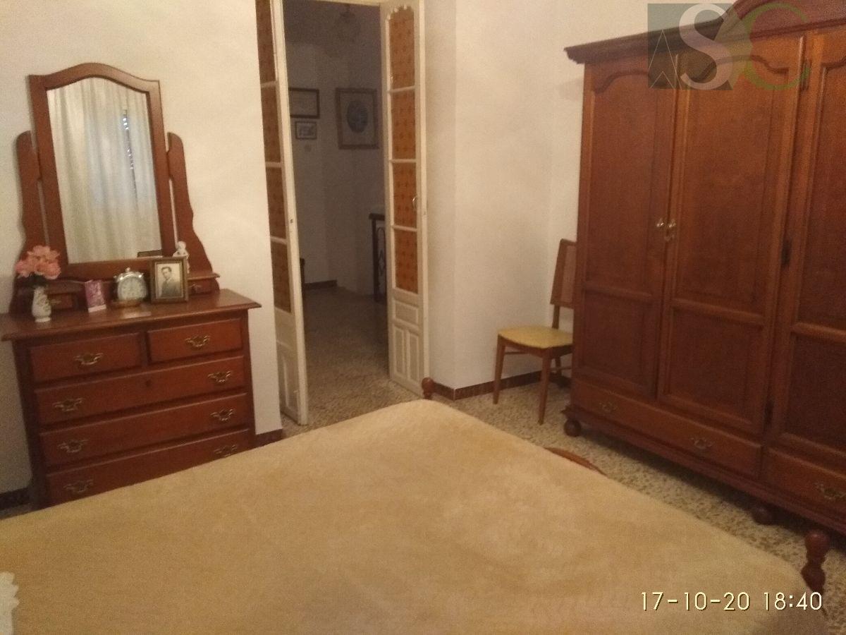 Venta de casa en Teba