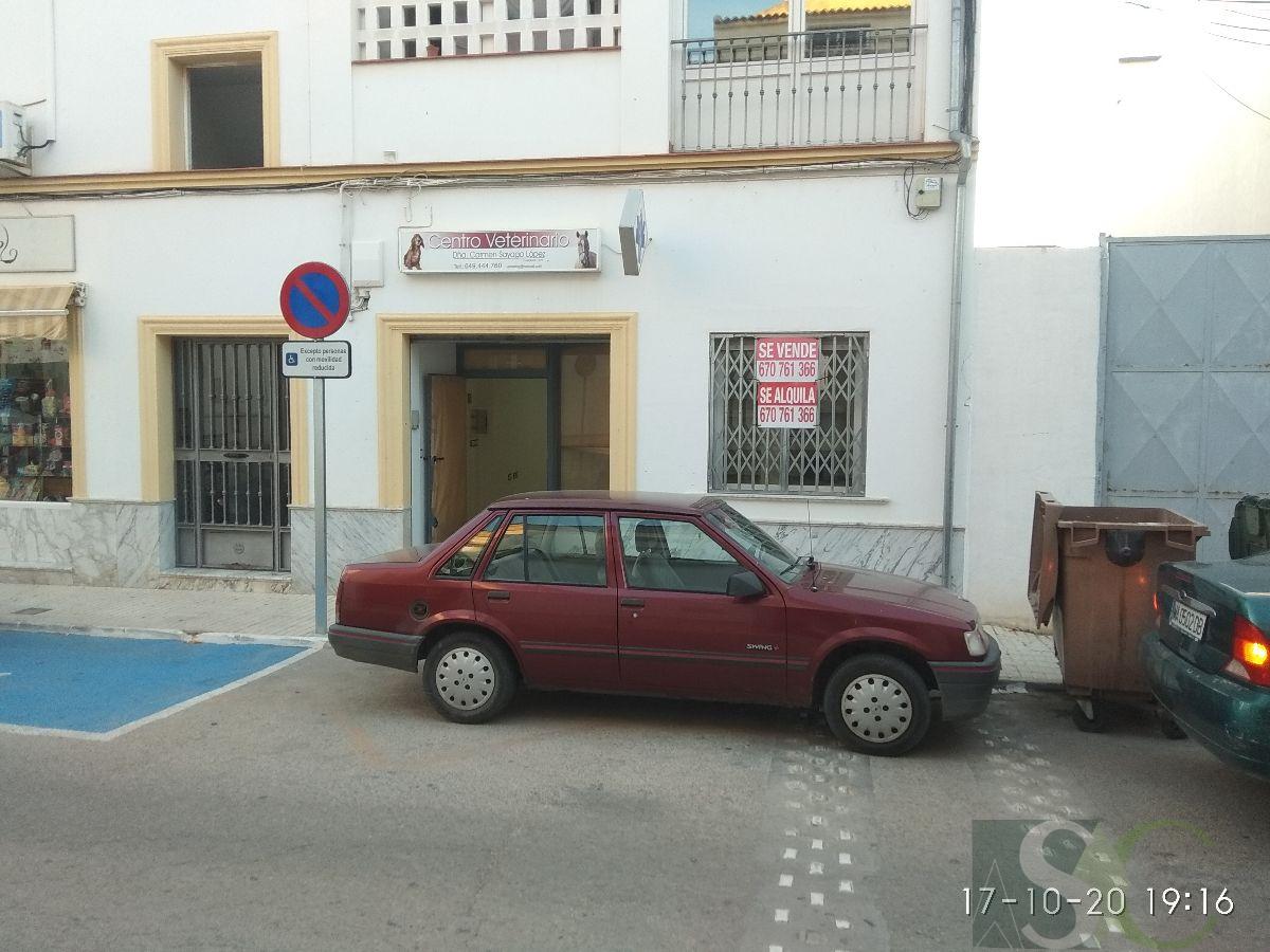 For sale of commercial in Teba