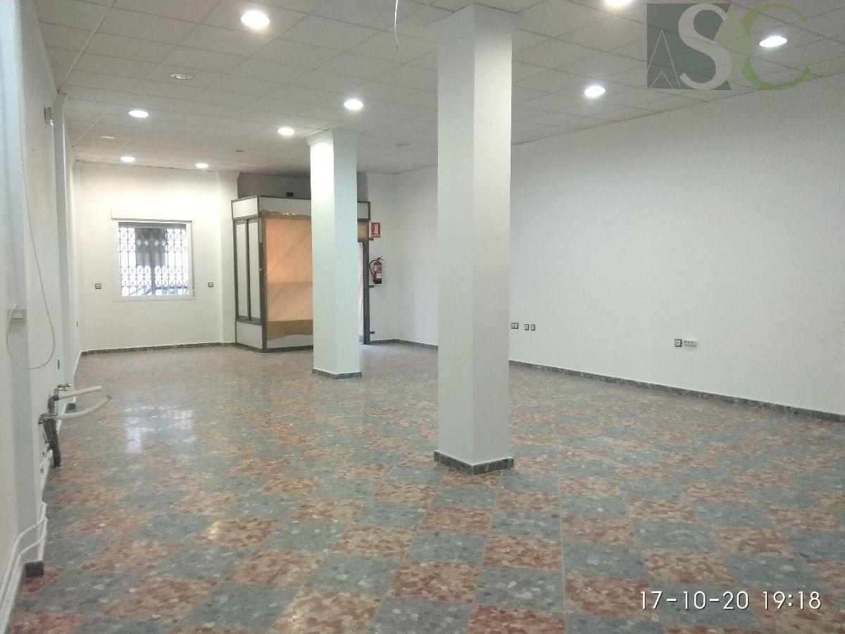 For sale of commercial in Teba