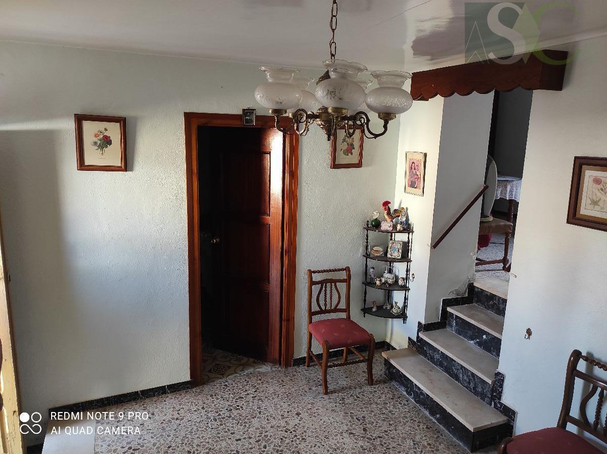 For sale of house in Teba
