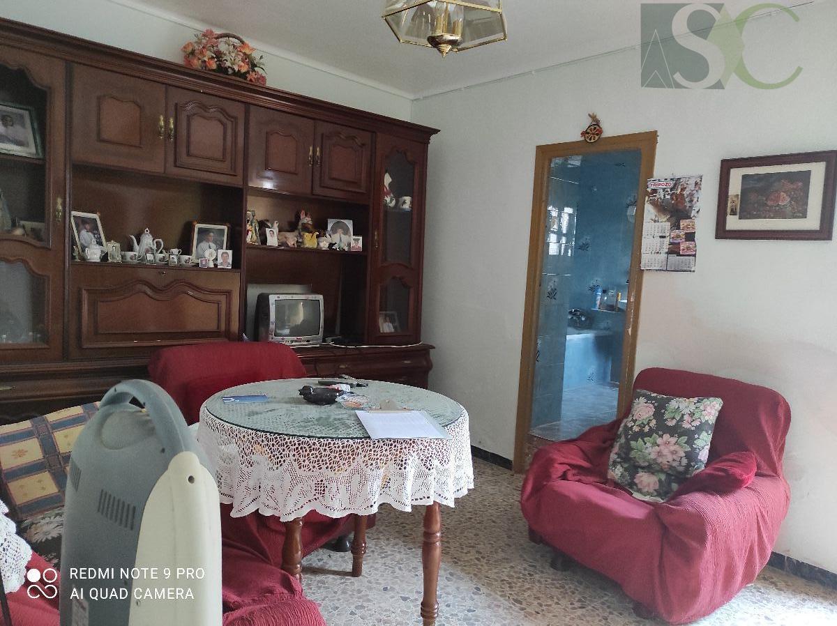 For sale of house in Teba
