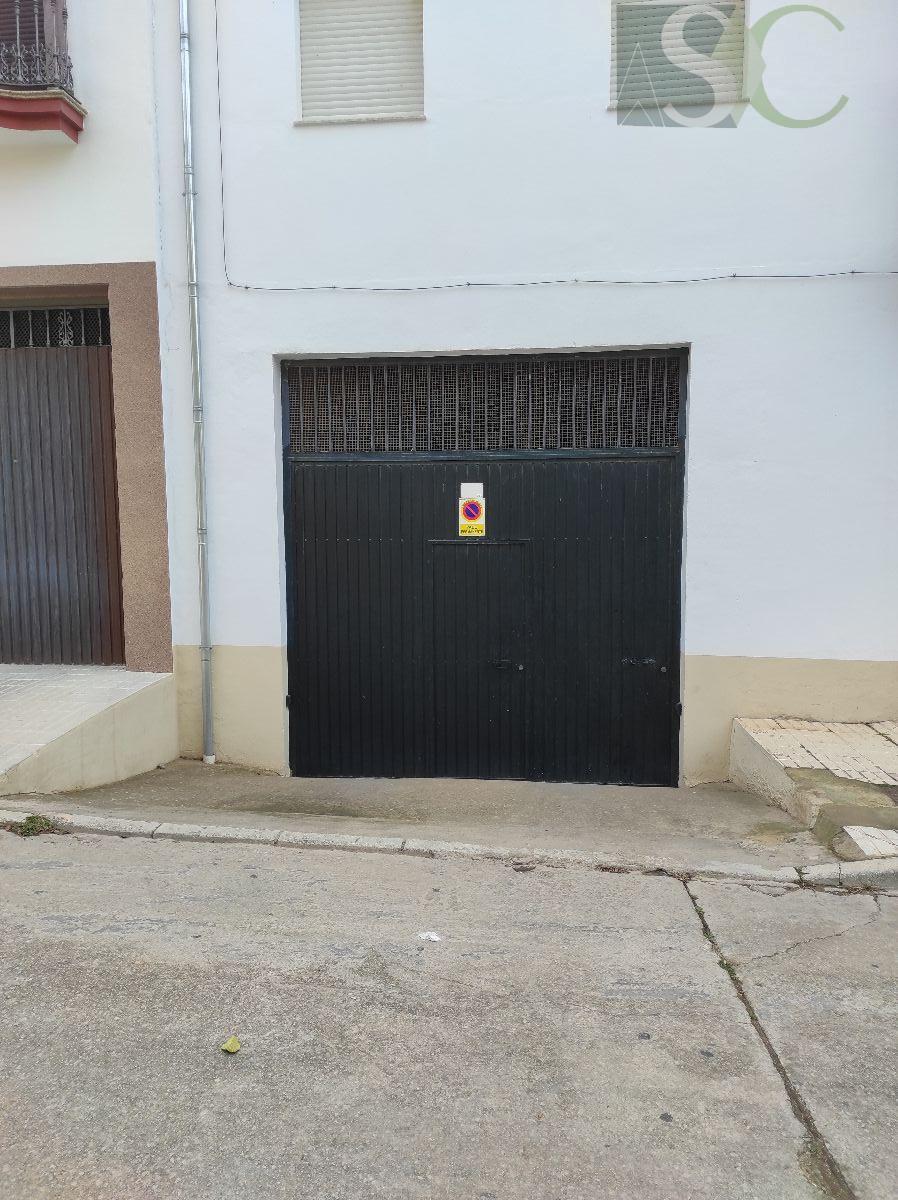 For sale of garage in Teba