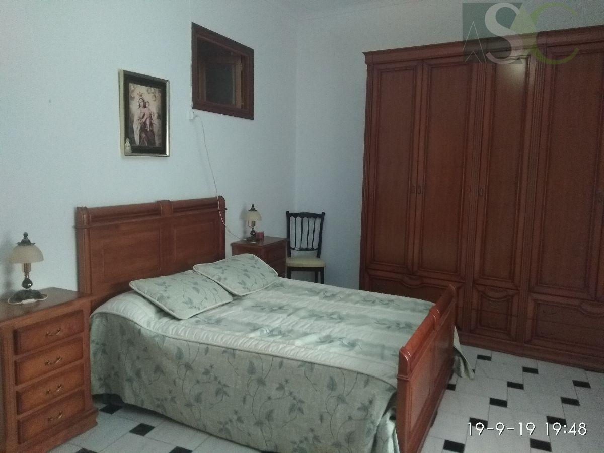 Venta de casa en Teba