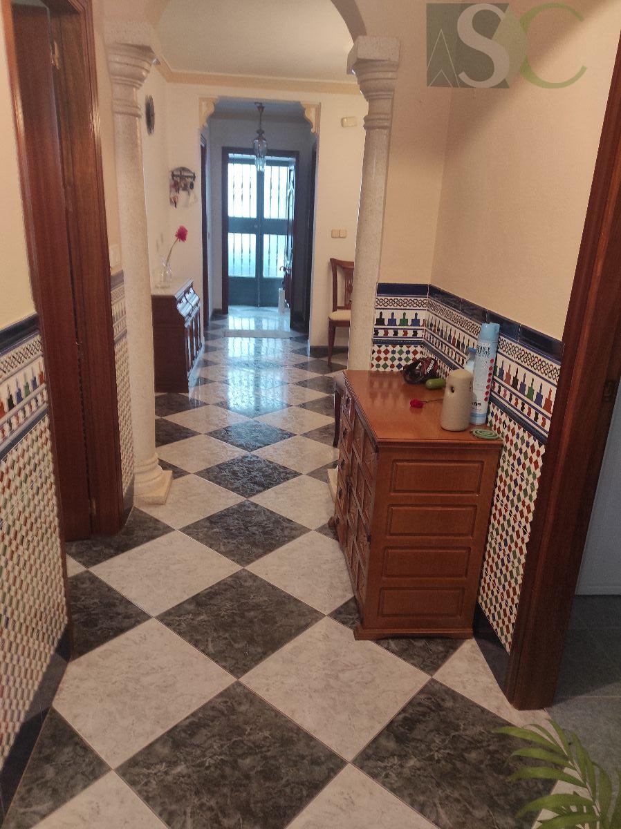 For sale of house in Teba
