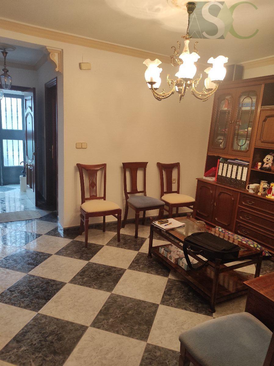 For sale of house in Teba