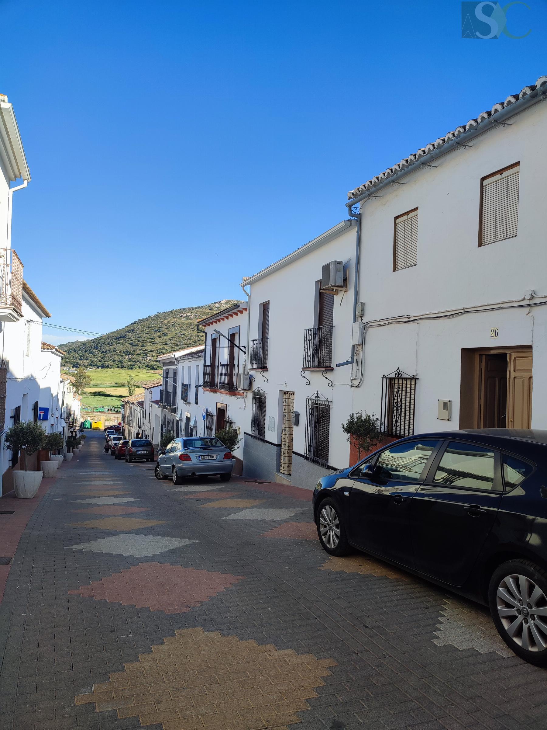 For sale of house in Almargen