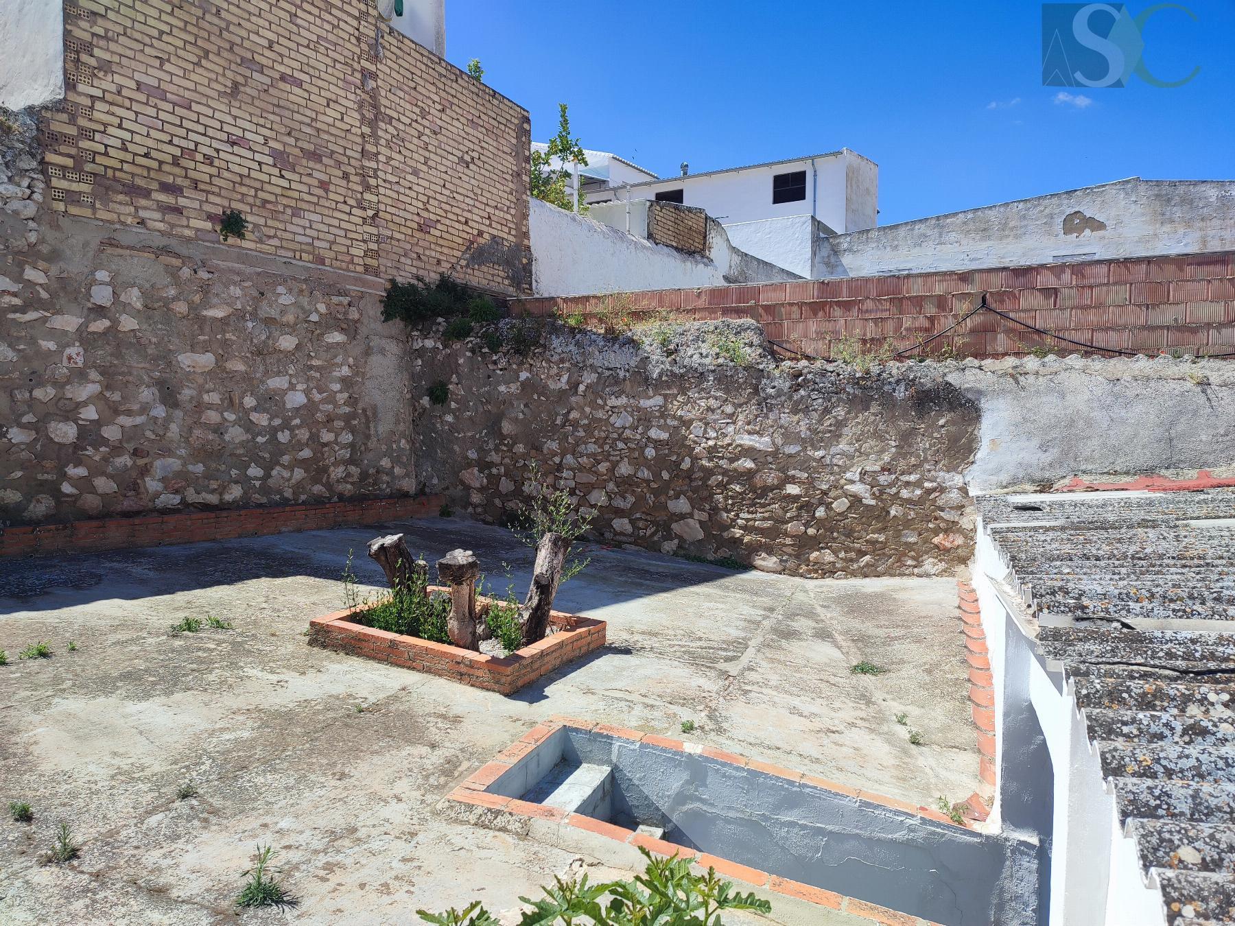 For sale of house in Teba