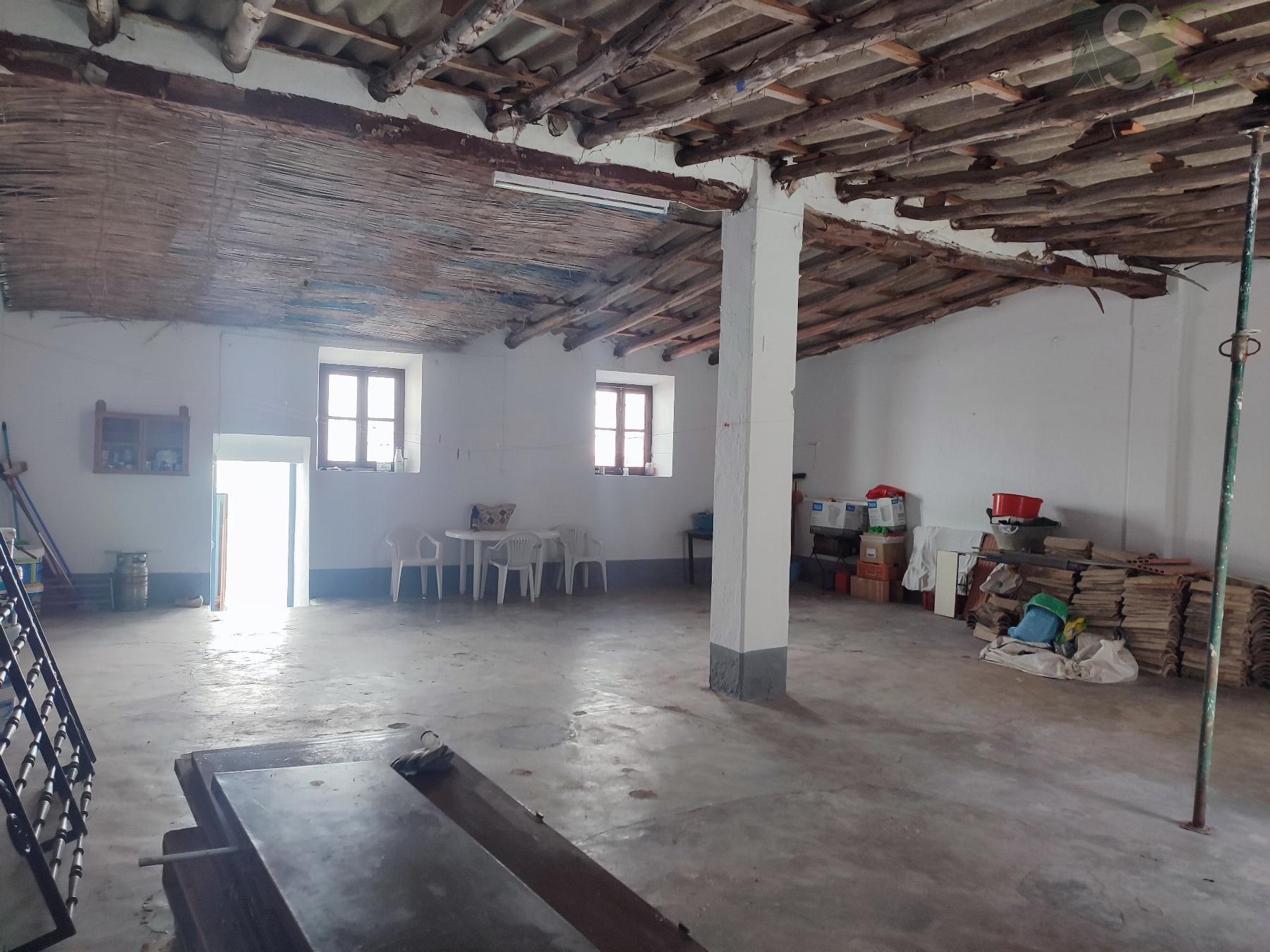 For sale of house in Teba