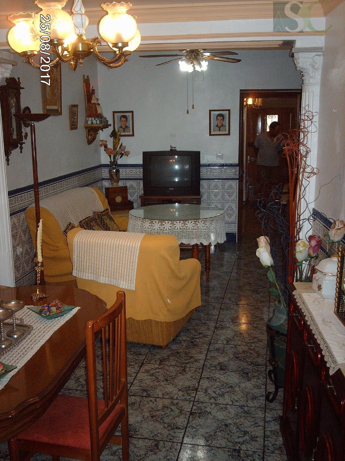 For sale of house in Teba