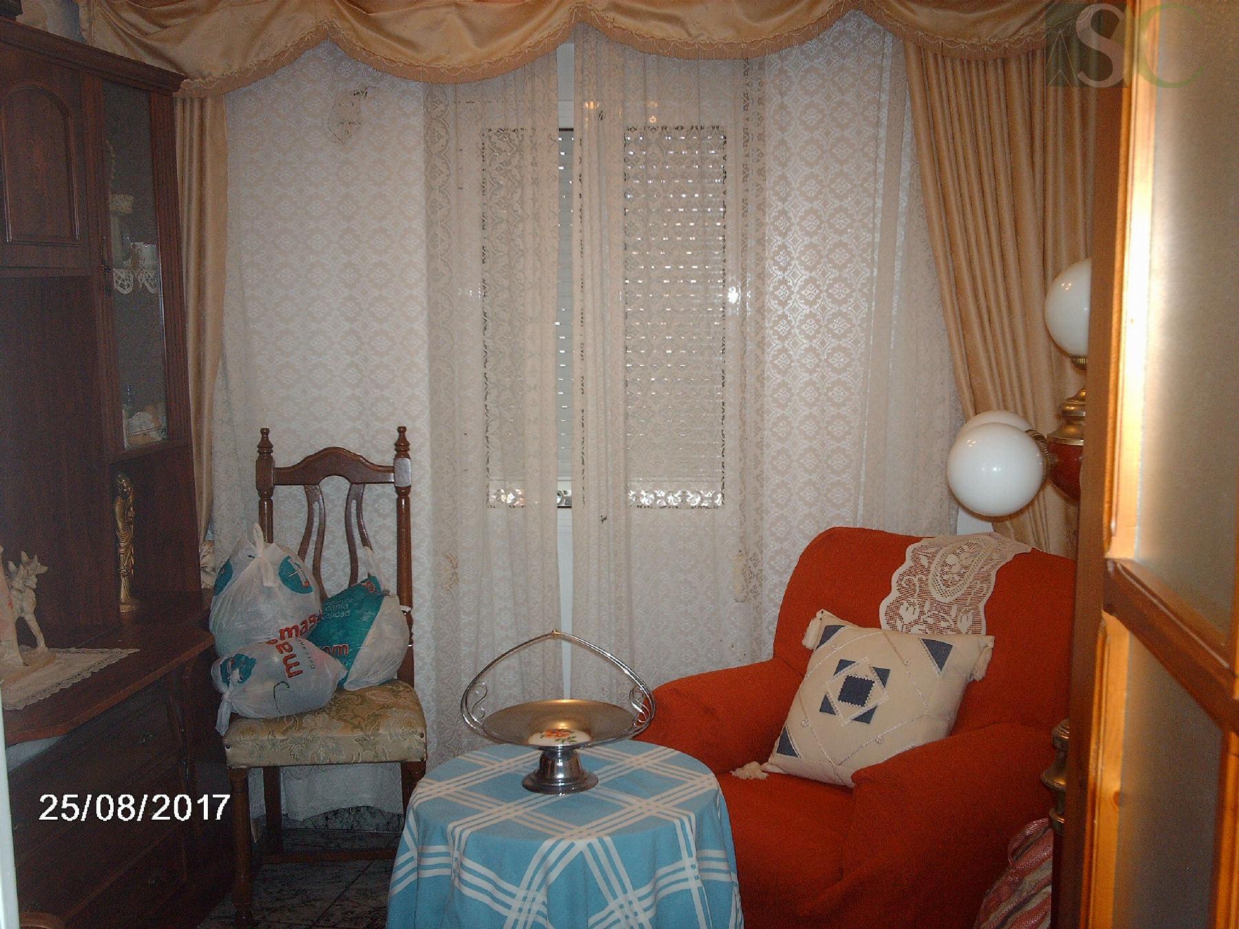 For sale of house in Teba