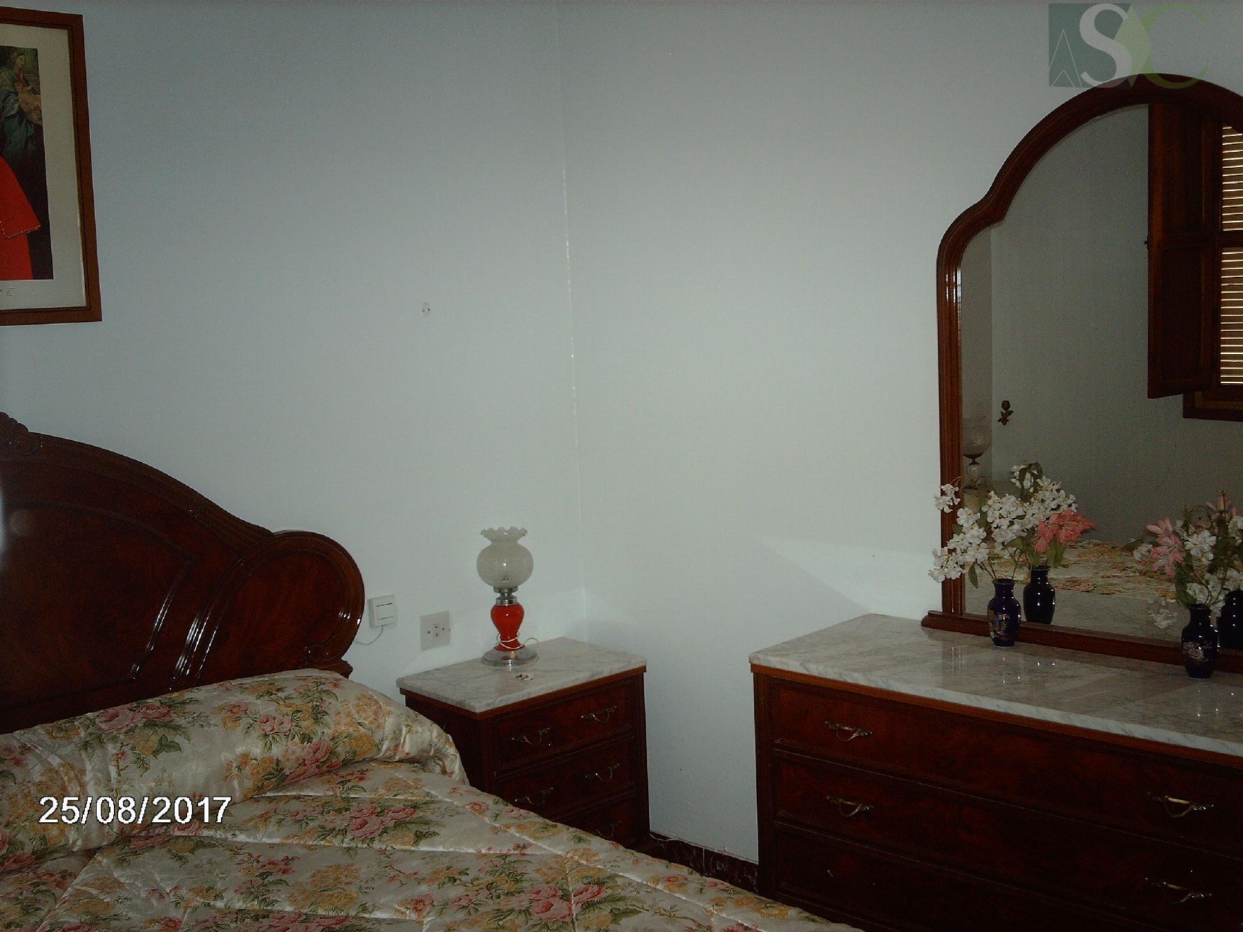 For sale of house in Teba