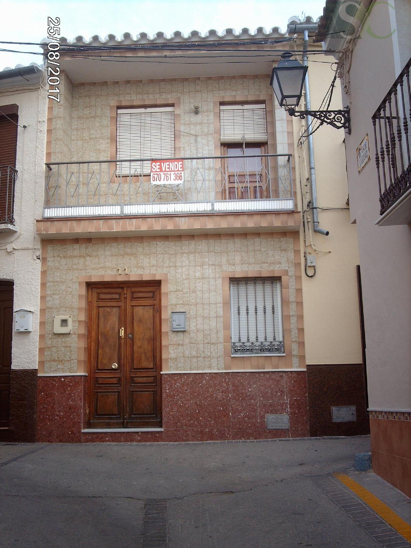 For sale of house in Teba