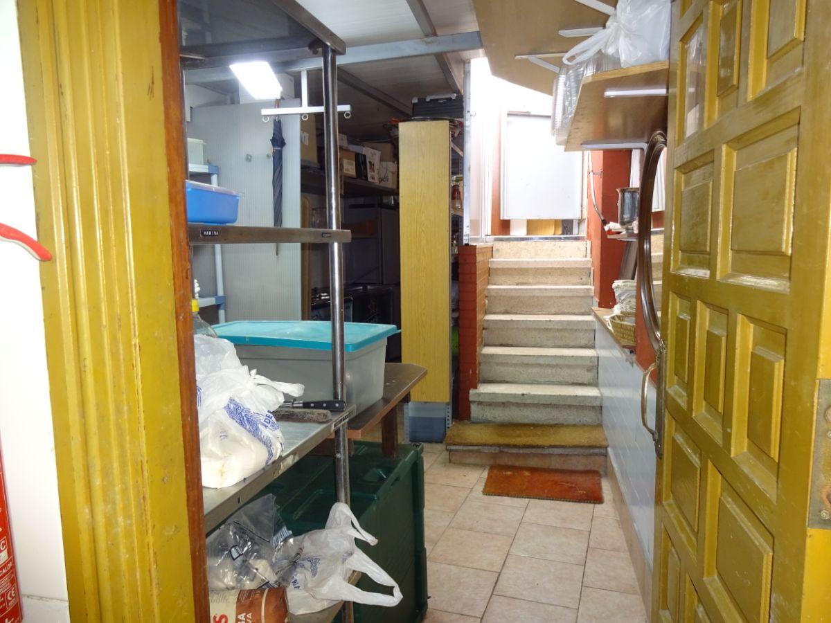 For sale of commercial in Siero