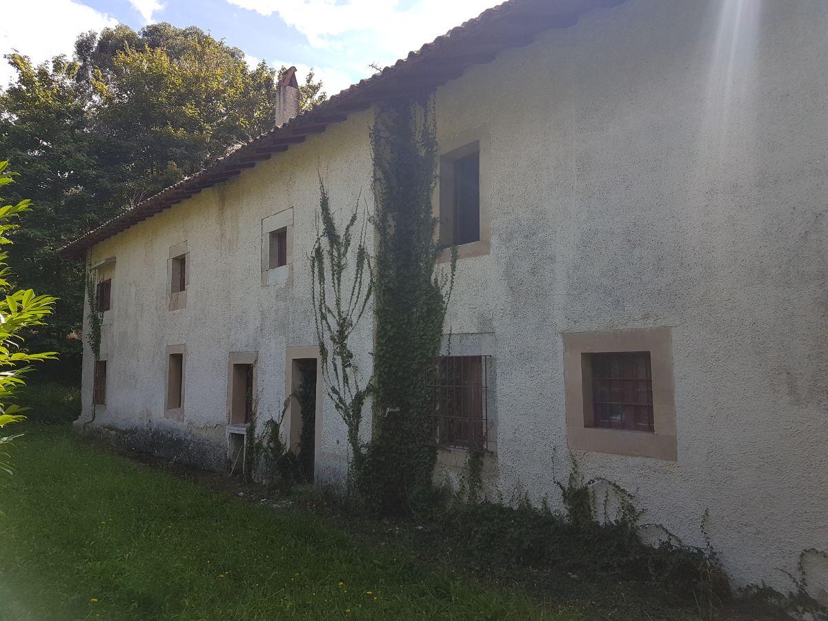 For sale of chalet in Llanes Concejo
