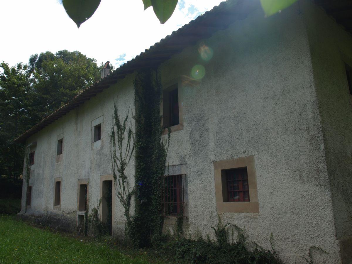 For sale of chalet in Llanes Concejo