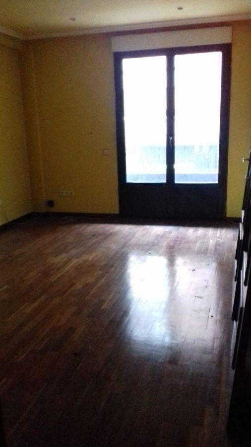 For sale of office in Oviedo