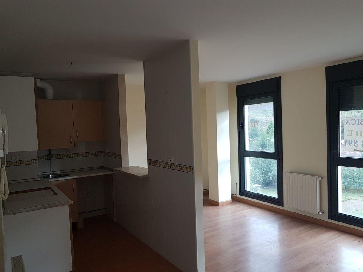 For sale of apartment in Aller
