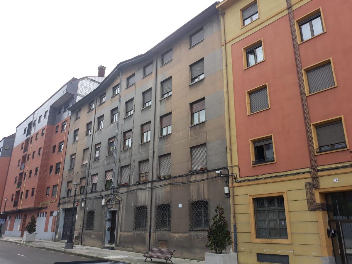 For sale of flat in Langreo