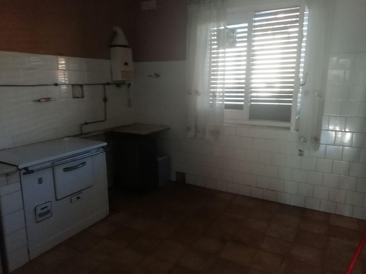 For sale of house in Noreña Concejo