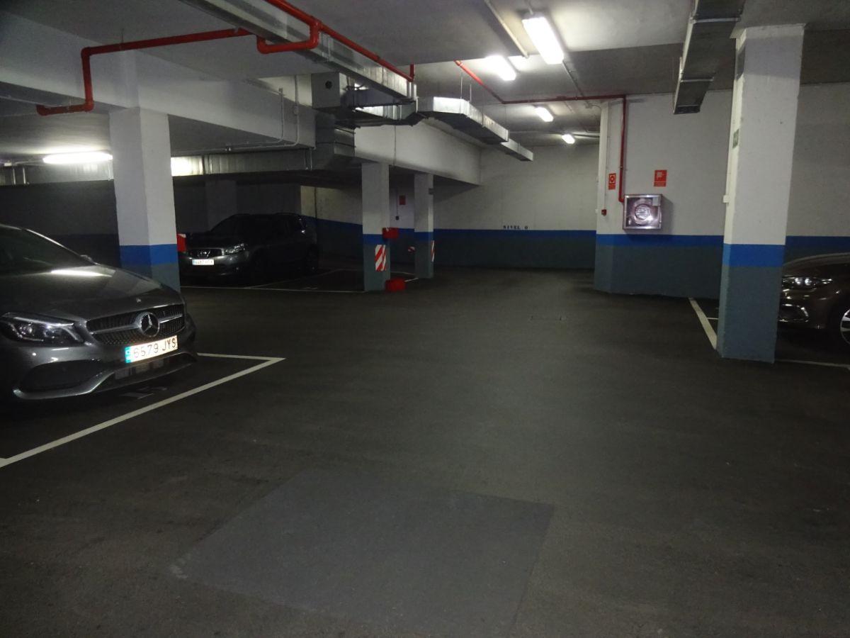 Venta de garaje en Oviedo
