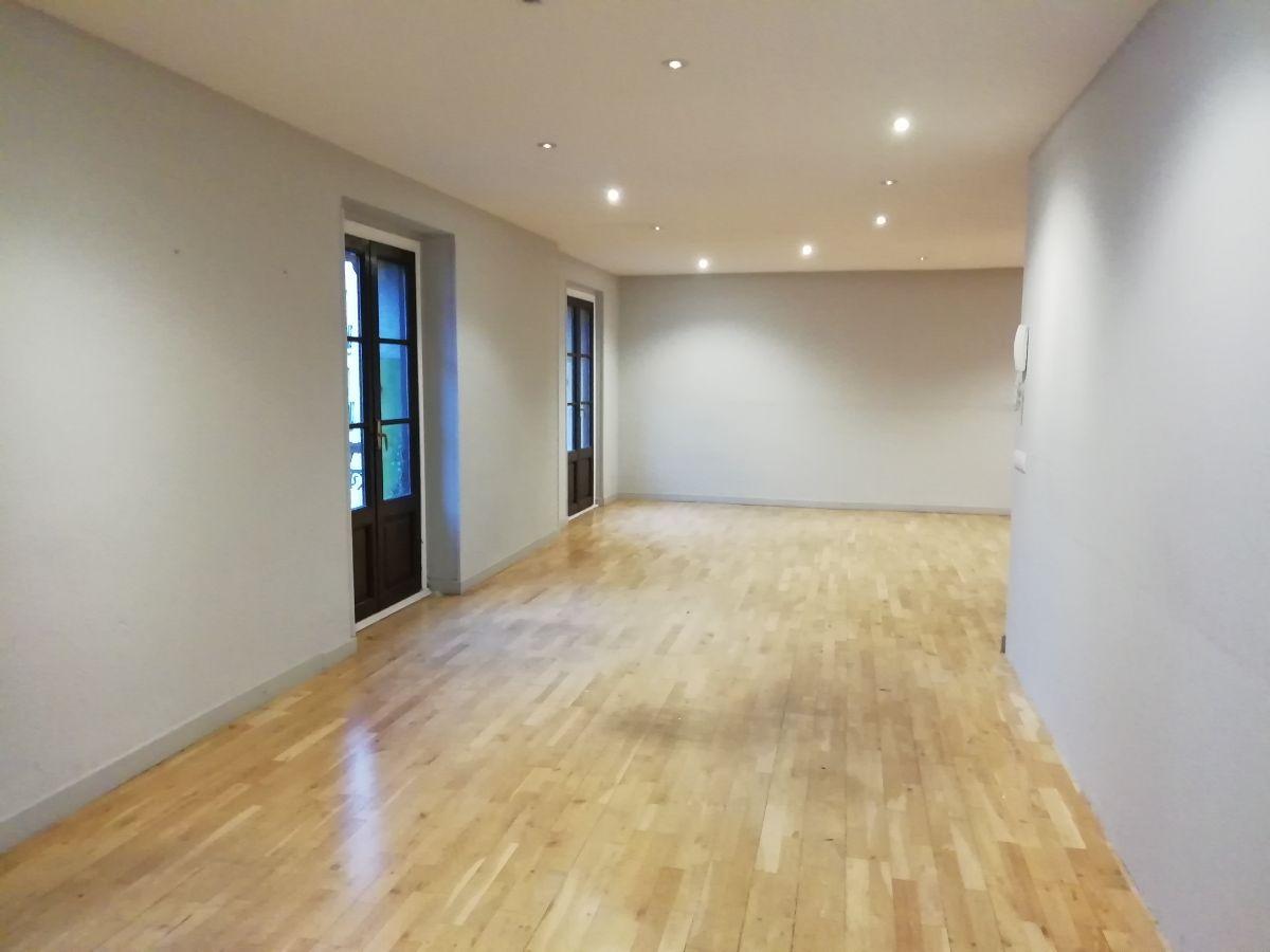 For sale of office in Oviedo