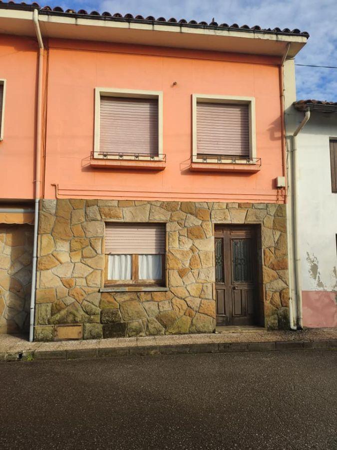 Venta de casa en Nava