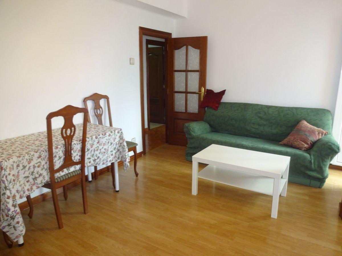 Venta de piso en Oviedo