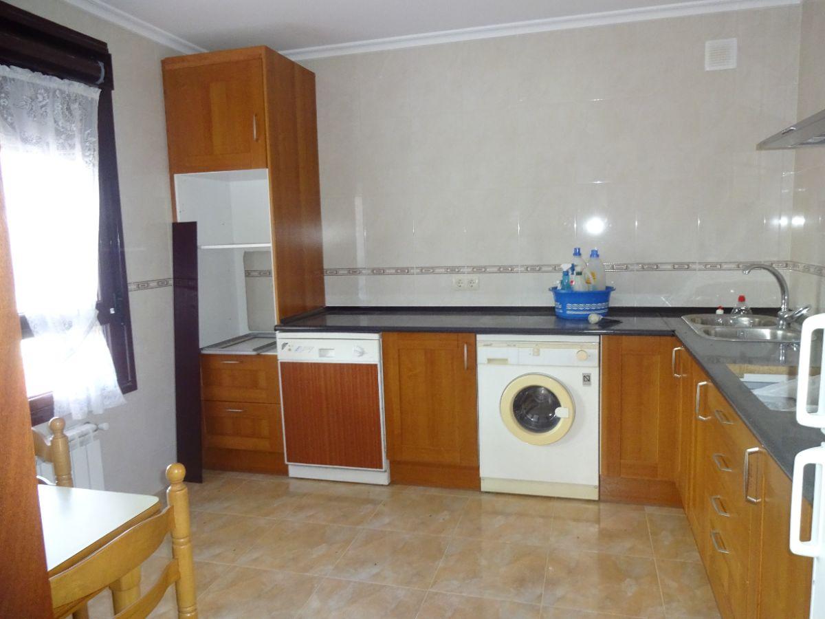 For sale of chalet in Villaviciosa