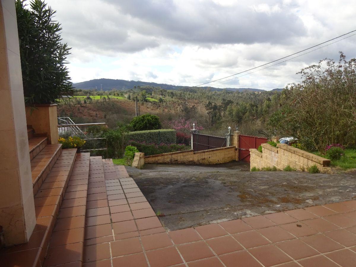 For sale of chalet in Villaviciosa