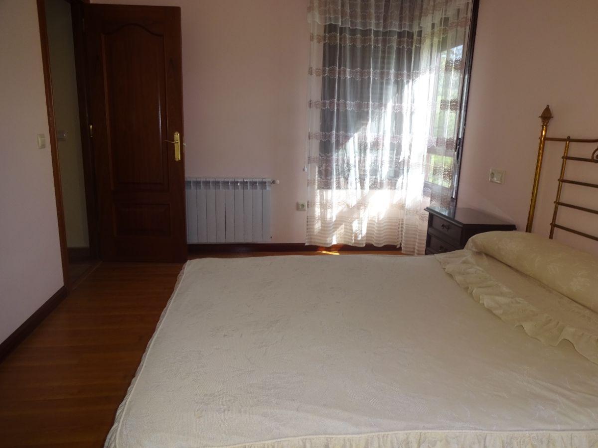 For sale of chalet in Villaviciosa