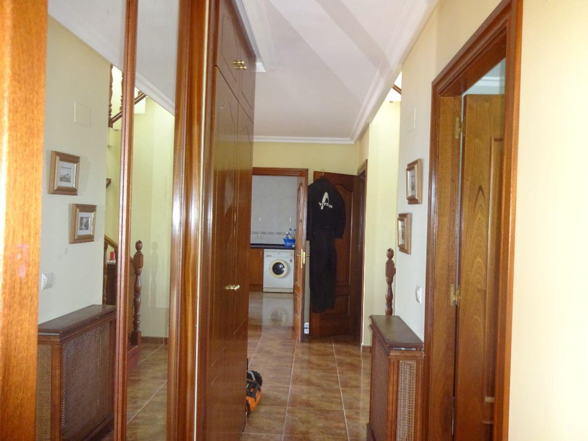 For sale of chalet in Villaviciosa