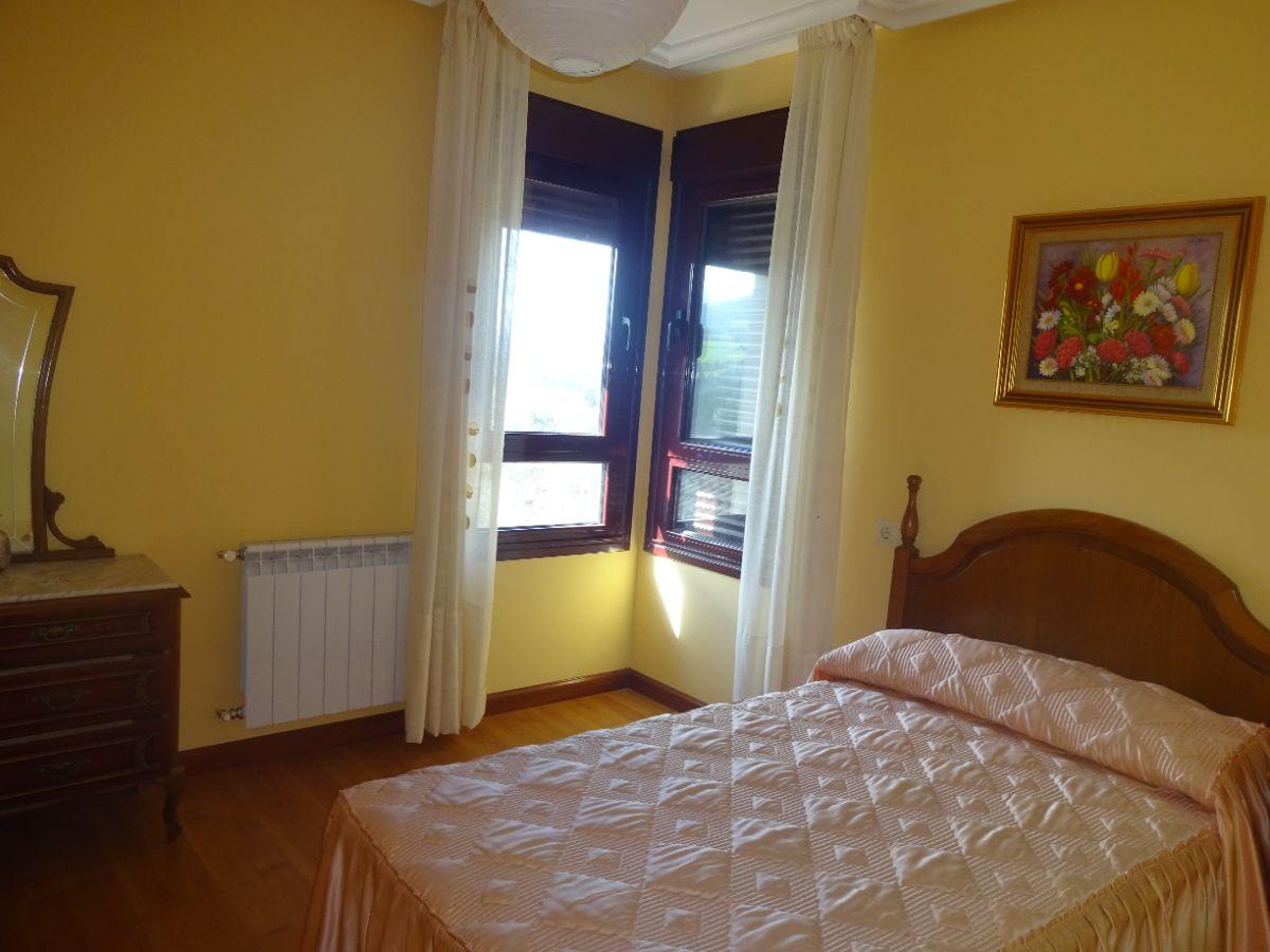For sale of chalet in Villaviciosa