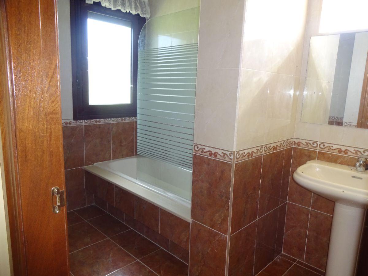 For sale of chalet in Villaviciosa